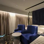 Atrium Hotel